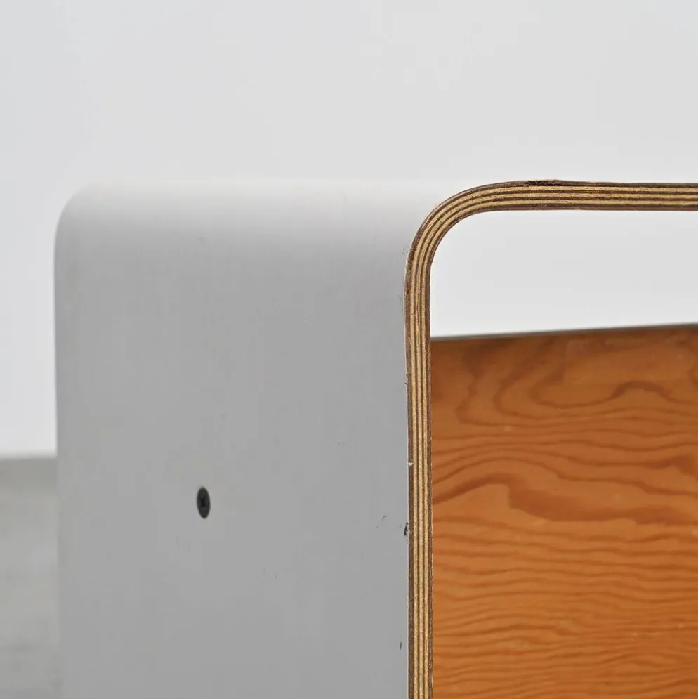 Pierre Guariche, paire de tables de chevet pour la Plagne, vers 1968