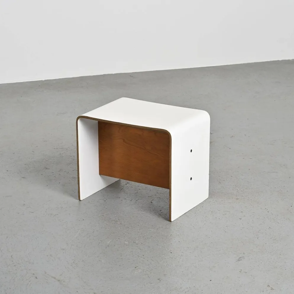 Pierre Guariche, paire de tables de chevet pour la Plagne, vers 1968