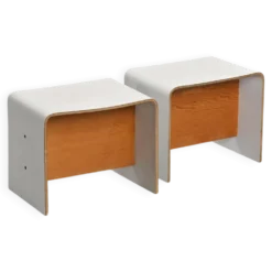 Pierre Guariche, paire de tables de chevet pour la Plagne, vers 1968