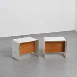 Pierre Guariche, paire de tables de chevet pour la Plagne, vers 1968