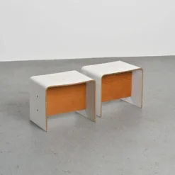Pierre Guariche, paire de tables de chevet pour la Plagne, vers 1968
