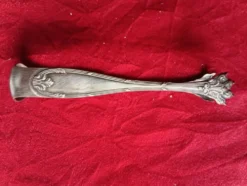 Pince a sucre en metal argente style louis xv griffes de lion