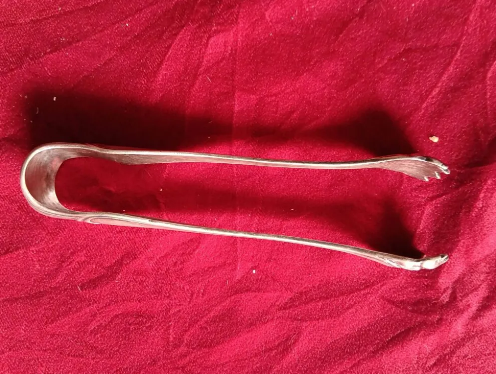 Pince a sucre en metal argente style art nouveau