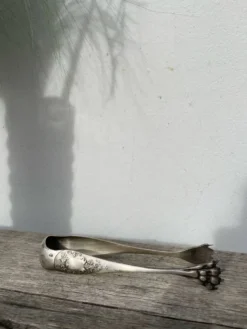 Pince à sucre en métal argenté