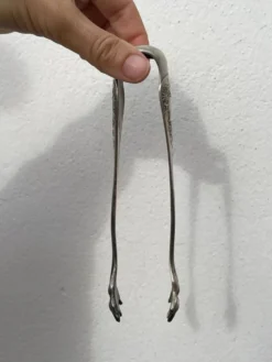 Pince à sucre en métal argenté