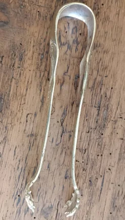Pince à sucre pattes de lion en métal argenté