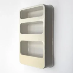 Plastra wall shelves, French design from the 70s.