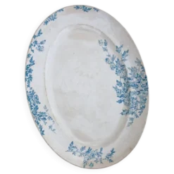 Plat ancien en terre de fer Creil et Montereau