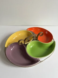 Plat apéritif à compartiments