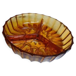 Plat apéritif vintage en verre ambré