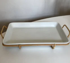 Plat Arabia Finland en faÏence et rotin 1960