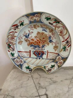 Plat à barbe Imari