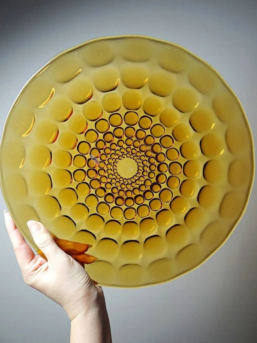 Plat "Billes" René Lalique en verre ambré, Art Déco circa 1937