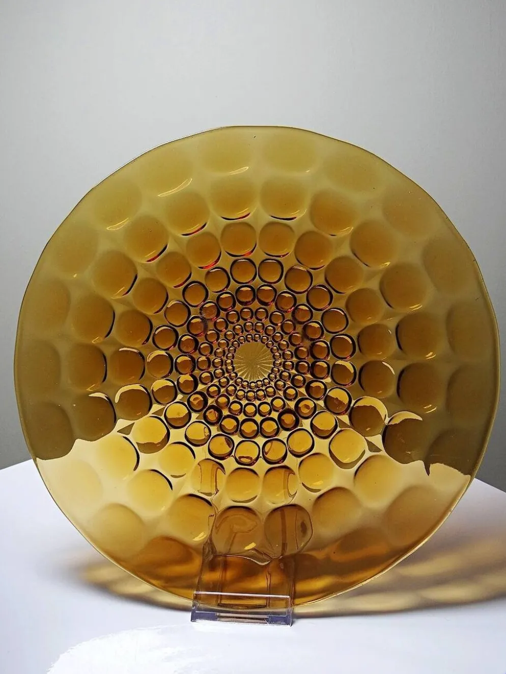 Plat "Billes" René Lalique en verre ambré, Art Déco circa 1937
