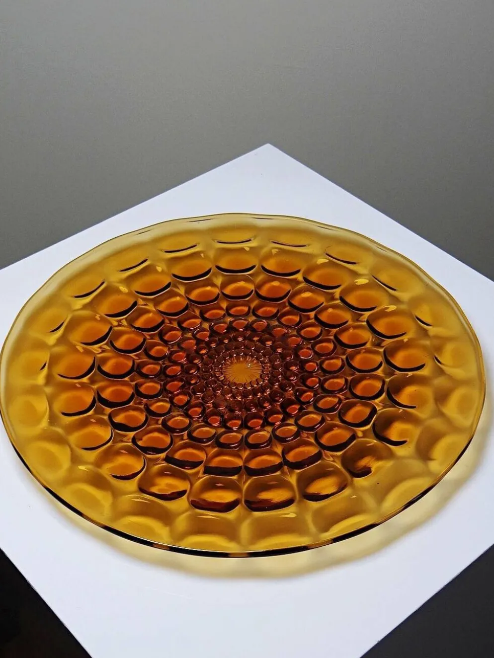 Plat "Billes" René Lalique en verre ambré, Art Déco circa 1937