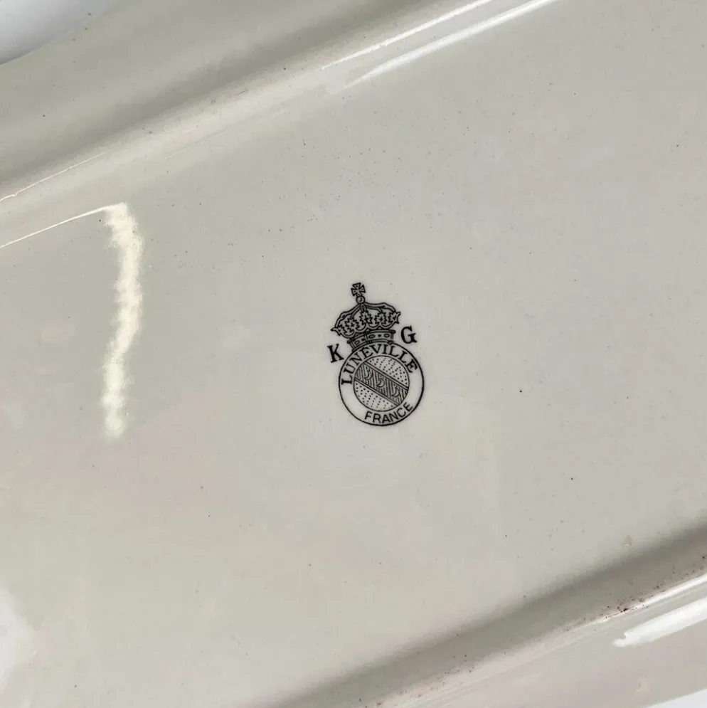 Plat à cake KG Lunéville, modèle "Réverbère", motif rose