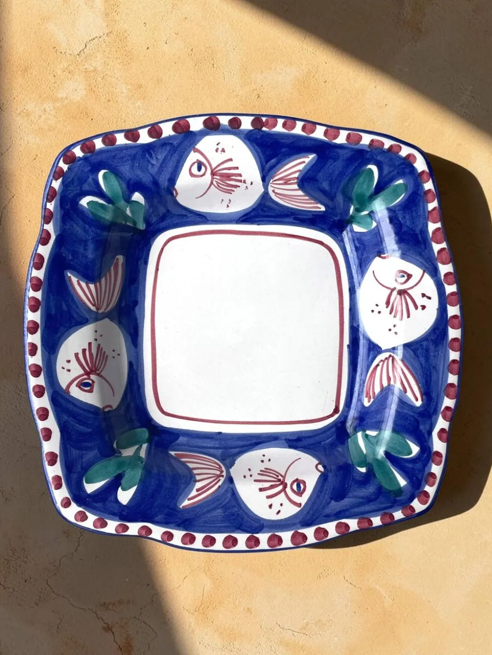 Plat carré vintage en majolique SOLIMENE Vietri, poissons, années 1970-80