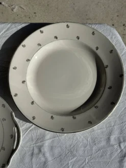 Plat circulaire modèle Nico doré Digoin Sarreguemines D30,5