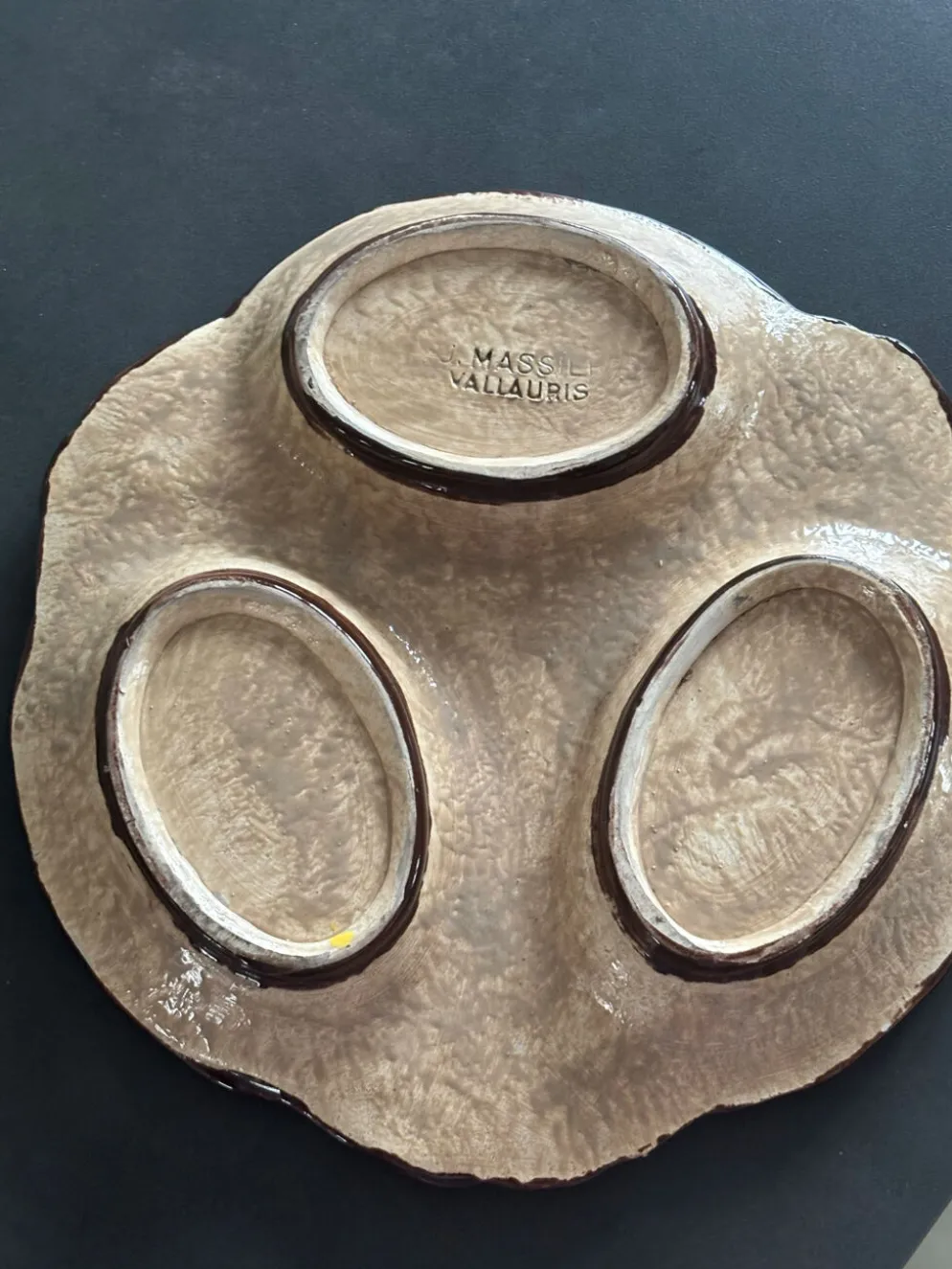Plat à compartiment j.massier vallauris