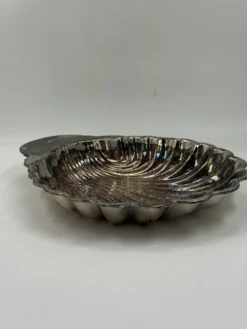 Plat coquille Saint-Jacques vintage en métal argenté