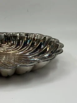 Plat coquille Saint-Jacques vintage en métal argenté