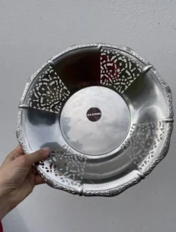 Plat coupe corbeille en métal argenté Alessi