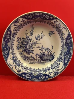 Plat creux Creil et Montereau, Yedo, idéogramme XIXème - 24,5 cm