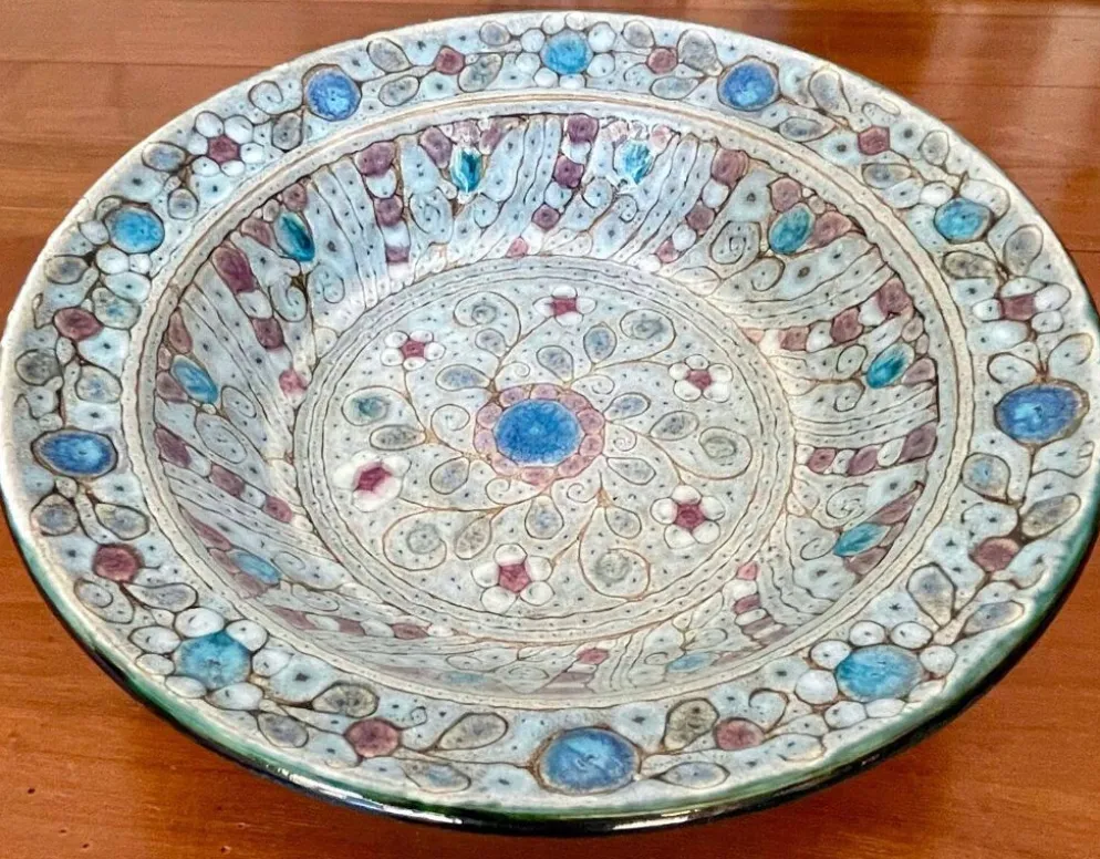 Plat creux en céramique émaillée, Danuta Le Hénaff