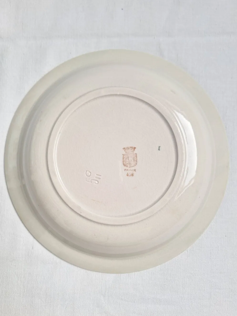 Plat creux Gien orange et noir modèle 456