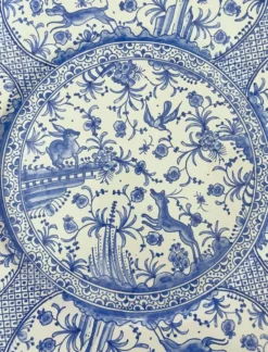 Plat de service en céramique de Coimbra peint à la main