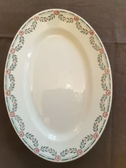Plat de service ovale Terre de Fer