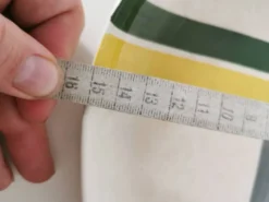 plat de service , ravier , beurrier jaune et vert