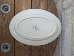 Plat de service Saint Amand modèle Trianon Terre de Fer contour géométrique