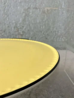 Plat de service Villeroy & Boch Jaune et noir Années 50
