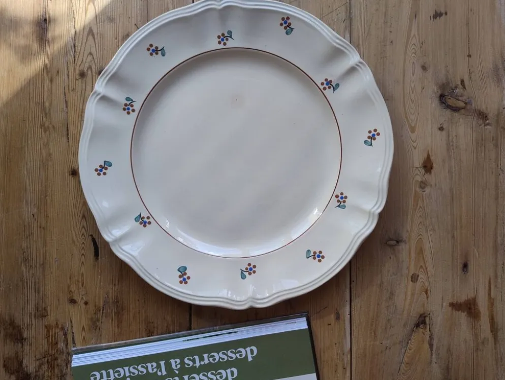 Plat de service vintage en faïence Digoin & Sarreguemines Arromanches