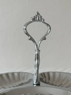 Plat de service vintage en inox brillant
