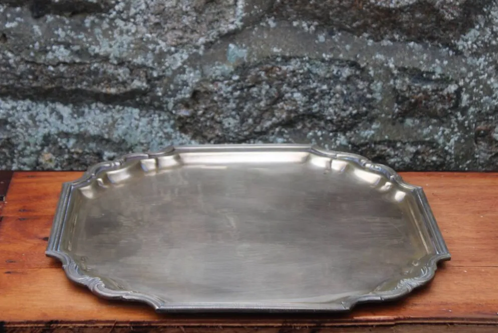 Plateau ancien en cuivre jaune – 36 cm – Made in India