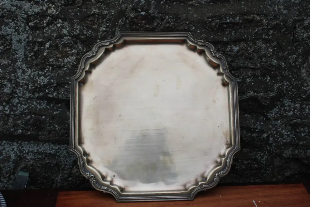 Plateau ancien en cuivre jaune – 36 cm – Made in India