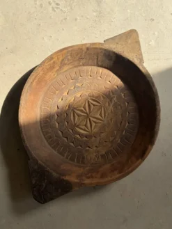 Plateau ancien indien sculpté « Étoile »