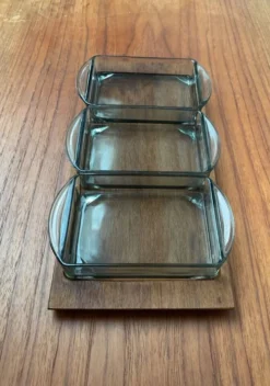 Plateau danois des années 50 en teck avec plateaux en verre Cabaret de Holmegaard, années 1960, ensemble de 4.