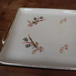 Plateau de service en porcelaine liseré doré Villeroy et Boch
