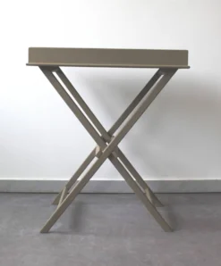 Plateau de service pliant et amovible en bois peint taupe