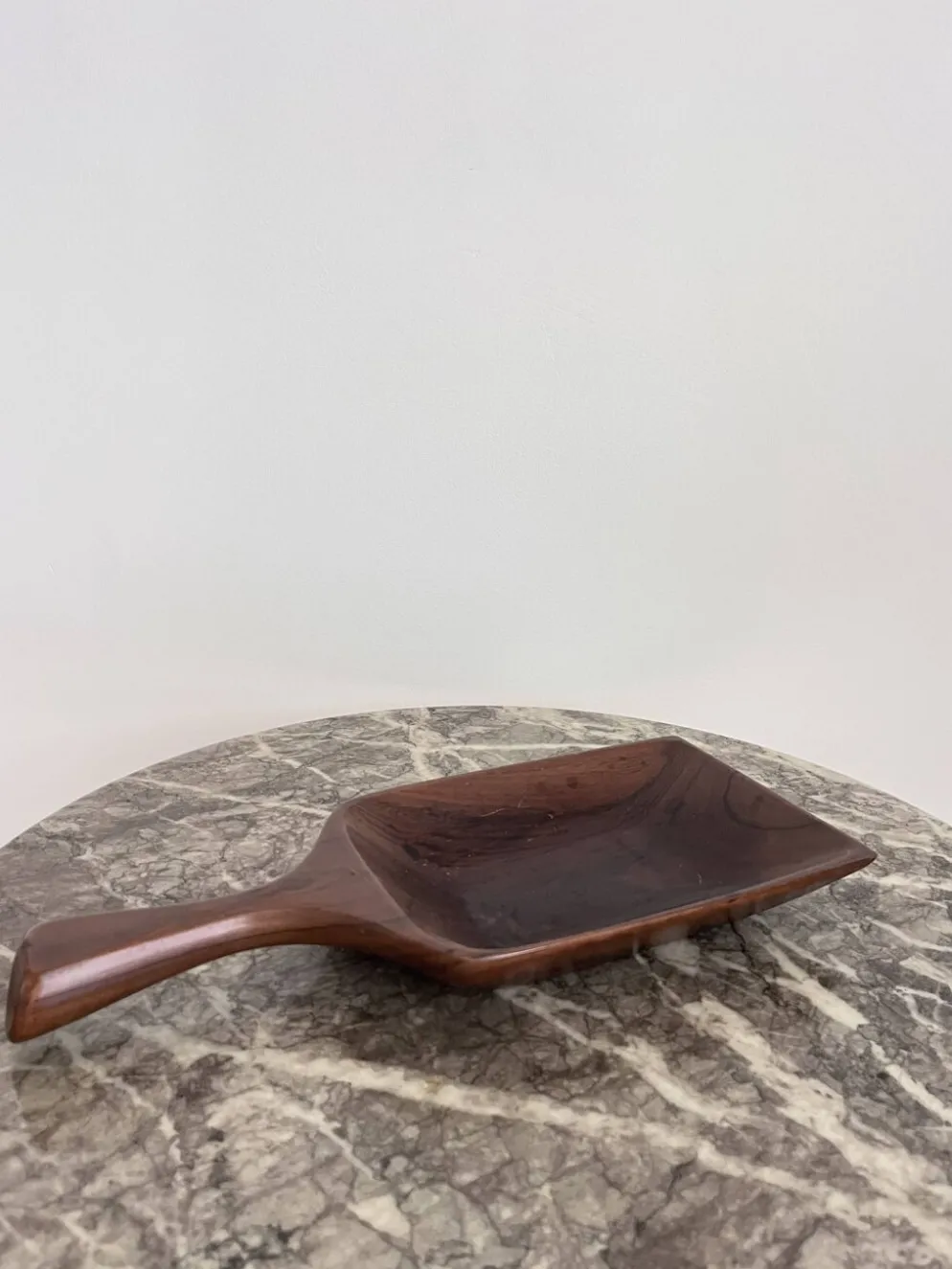 Plateau en jacaranda de Jean Gillon pour WoodArt