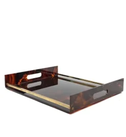 Plateau en laiton et lucite en écaille de tortue de style Hollywood Regency, Italie, années 1970.