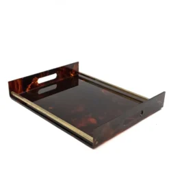Plateau en laiton et lucite en écaille de tortue de style Hollywood Regency, Italie, années 1970.