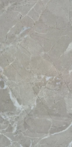 Plateau en marbre beige élégant – Chic et polyvalent