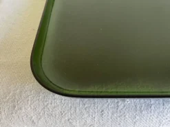 Plateau 1980 en plexiglas vert neo classique