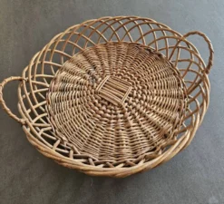 Plateau en rotin tressé : 60's