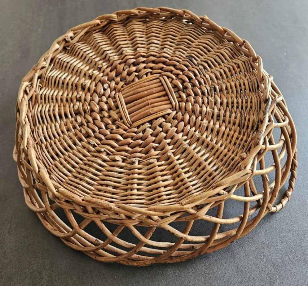 Plateau en rotin tressé : 60's