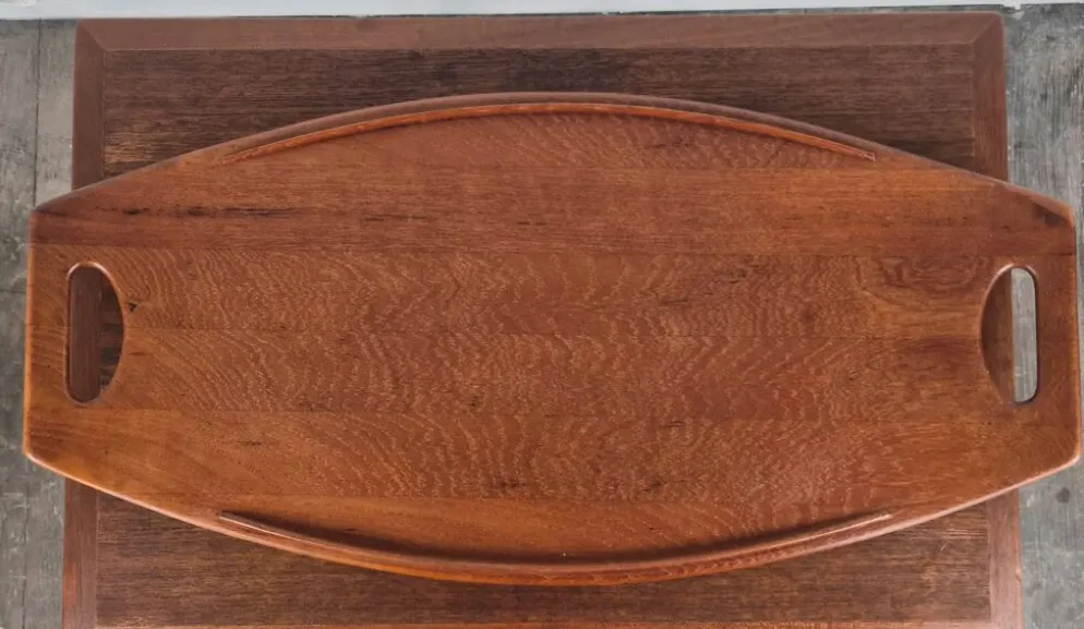 Plateau en teck petit modèle par Jens Quistgaard pour Dansk Designs, Danemark, 1960.